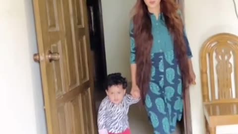 Funny Mom || Beautiful Baby And Mom || Cute Girl | Funny Video