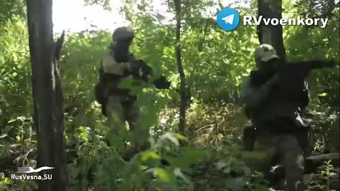 Russian Soldiers In Ukraine - Combat Footage