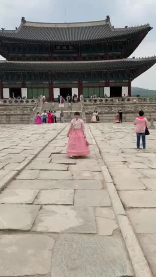 I am being a silly Tourist