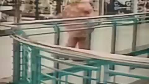 Horrifying case of Mr. Blobby😬