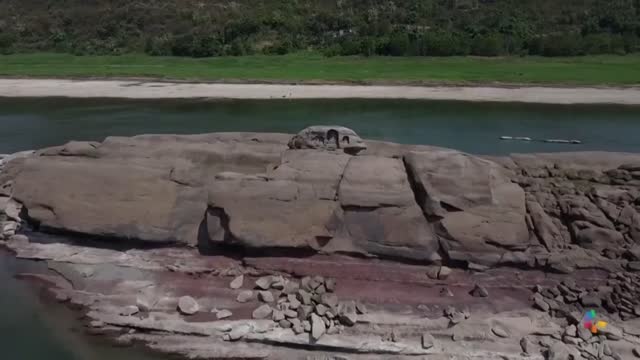 Receding Waters Of China's Yangtze River Reveals Ancient Buddhist Statues