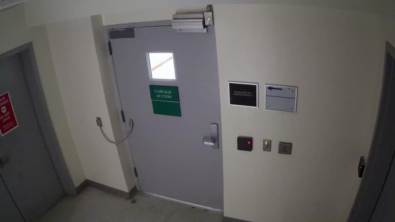 5180CHOBBANorthLobbyStair8_2021-01-06_08h00min02s547ms.mp4