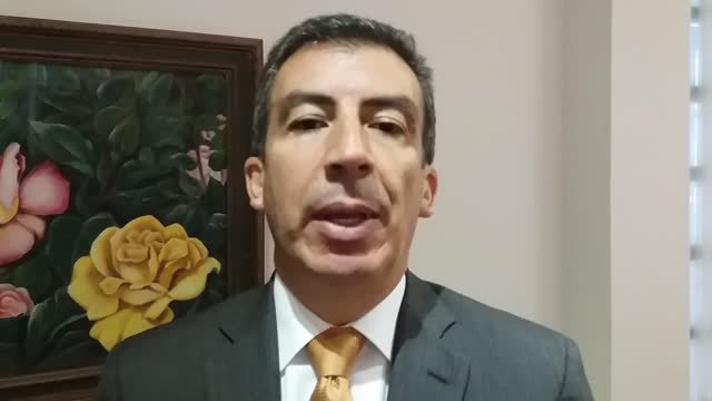Entrevista economista sobre el tema de pago de seguridad social