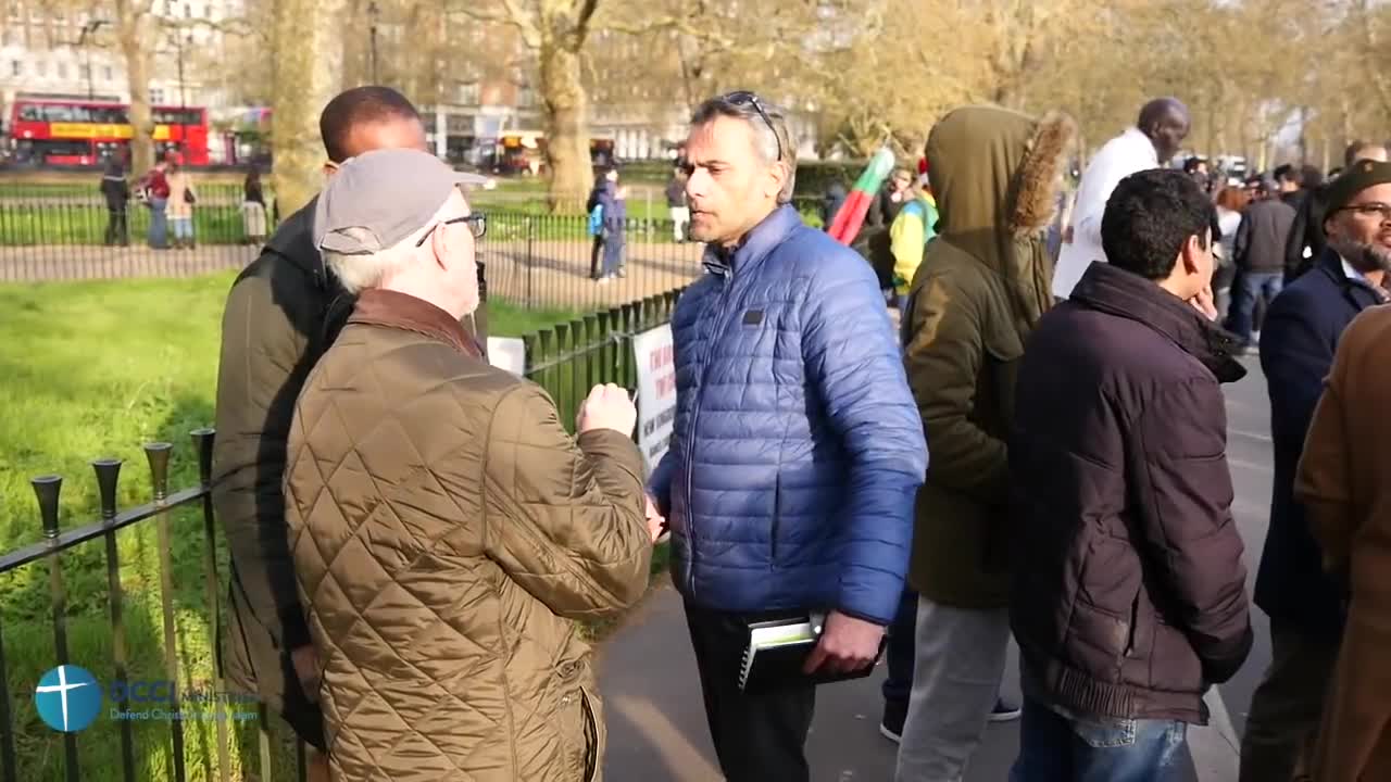 Muslim knows more than Allah DCCI @ Speakers Corner