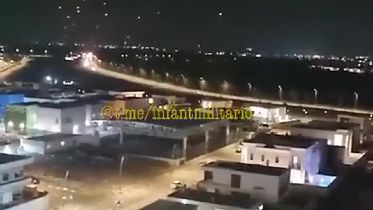 🇵🇸🇮🇱 More footage of rockets being fired from Gaza towards central Israel