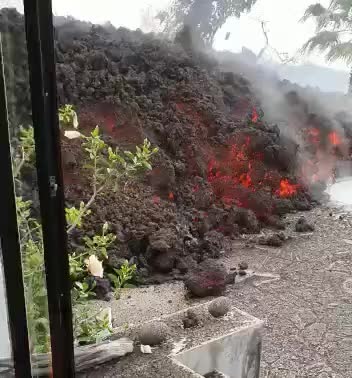 LA PALMA VOLCANO 4-4