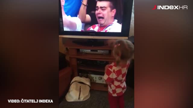Malena hrvatska navijačica obožava Luku Modrića