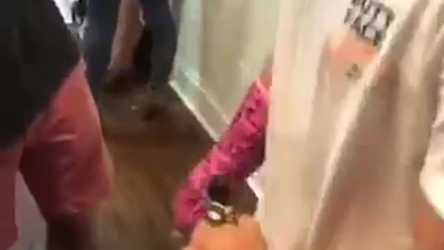 Man uses cast to open beer