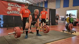 606 lb deadlift