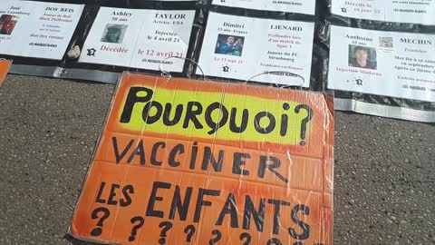 Les Masques Blancs Lyon Action Sitting Mort après Injection le 30 avril 2022