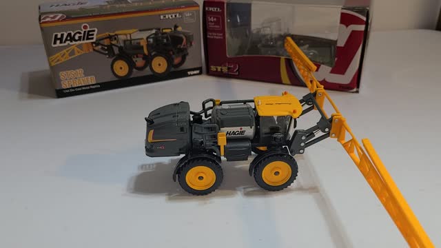 Ertl1/64 HAGIE STS 12 toy tractor review