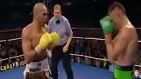 Anthony Mundine Aussie Champ teaches green a lesson