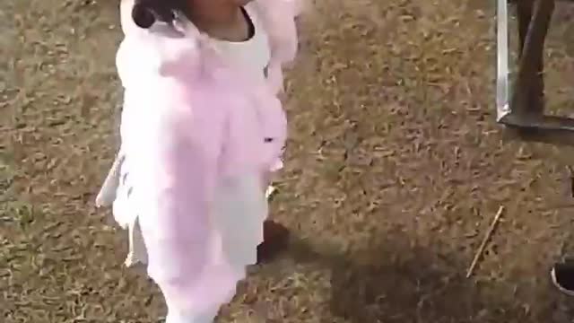 Cute baby dance #cutebaby