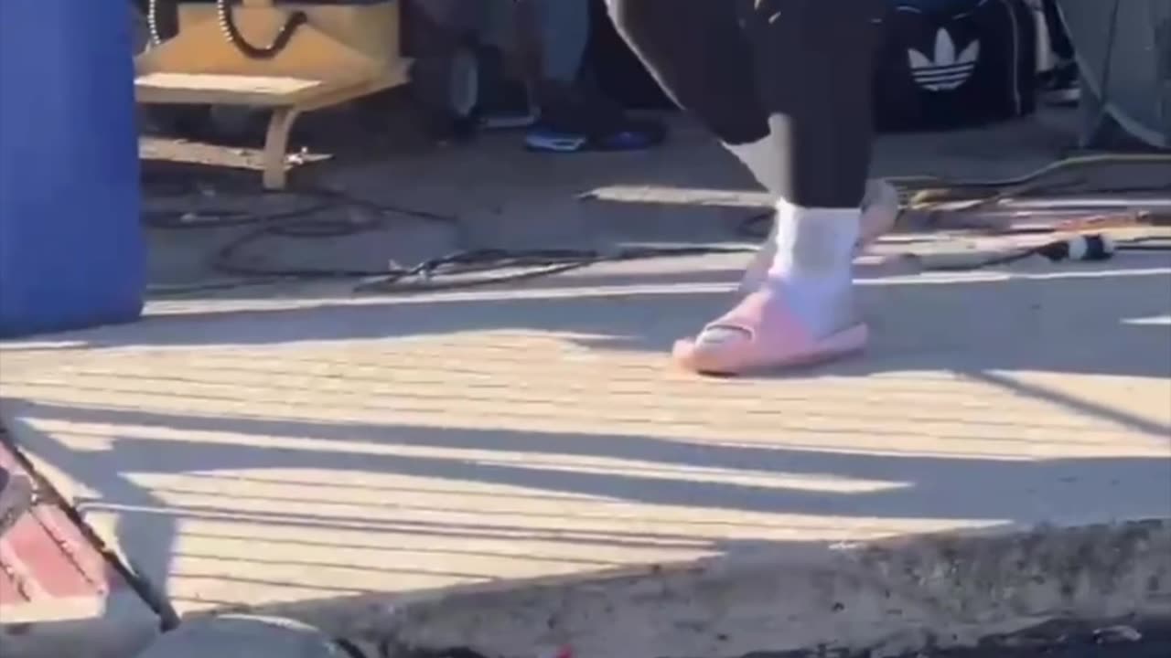 Does this woman look like a refugee asylum? Seriously