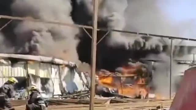BREAKING: Covid camp set on fire in Western China