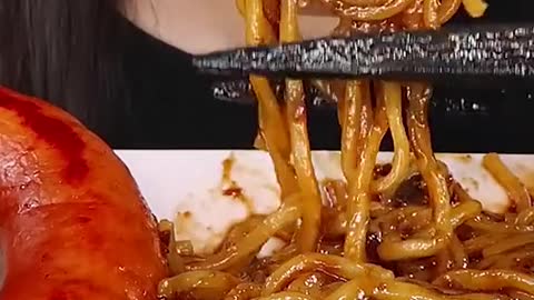 Black Bean Noodles Jjajangmyeon, Kielbasa Sausage #zoeyasmr #zoeymukbang #bigbites #mukbang #asmr #f