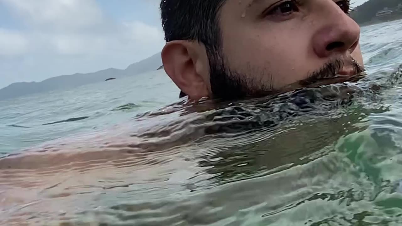 Curtindo uma tarde na praia de Quatro Ilhas, Bombinhas - SC | Som Ambiente