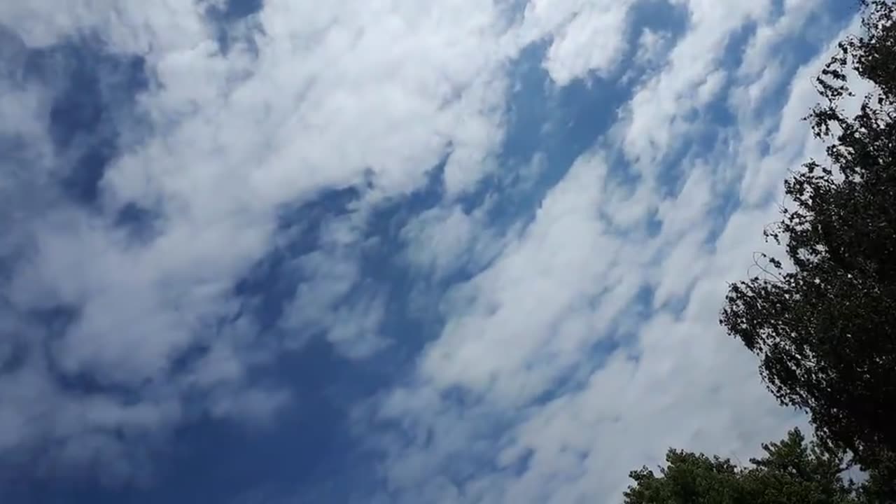 Himmel in Berlin am 29.06.2023 um 12:30 Uhr