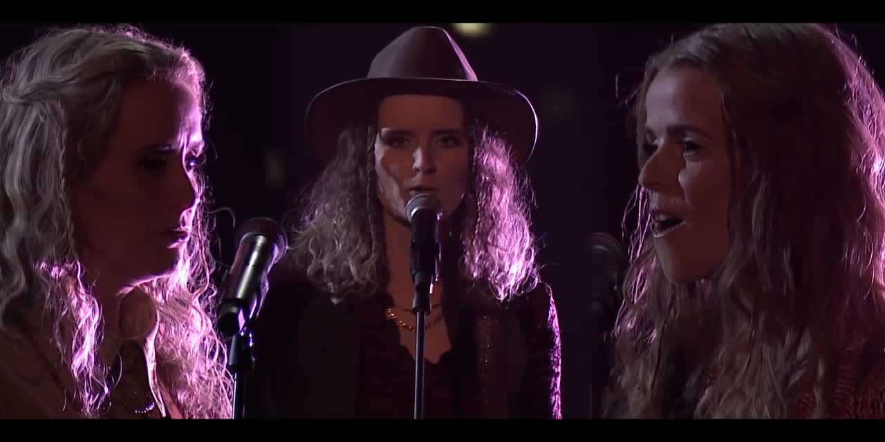 Systur - Með Hækkandi Sól - Iceland 🇮🇸 - Official Music Video - Eurovision 2022