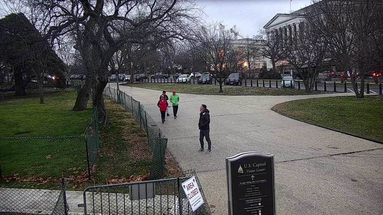 0681USCG00SWDrivenearRHOBTaxiStnd_2021-01-05_16h48min03s317ms.mp4