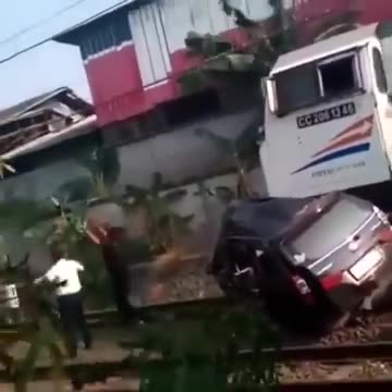 "Surviving the Unthinkable: Stories of Resilience After a Tragic Train Accident"