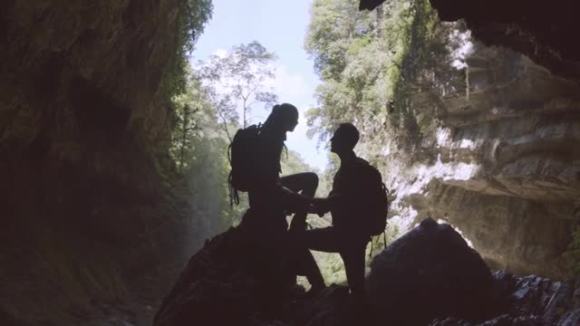 Vídeo MOTIVACIONAL para você refletir força e confiança