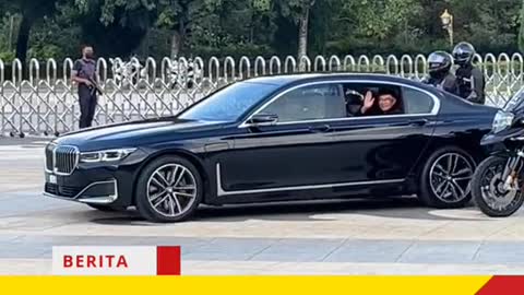 Anwar Ibrahim tiba di Istana Negara