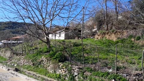 Shpopullohet fshati Sarasel në Gramsh