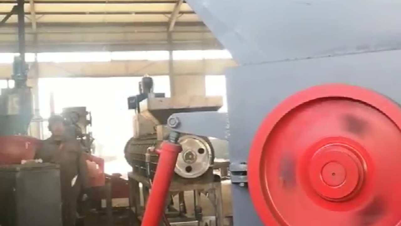 PP PE bucket and box crusher