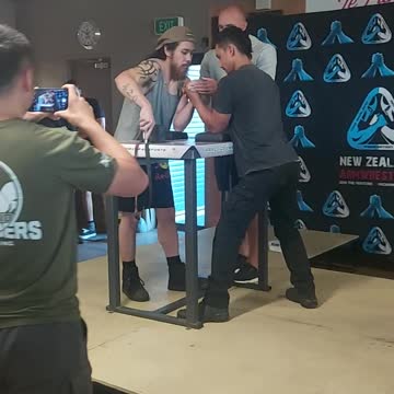 Armwrestling Left Handed Under 75kg, NZ Tournament