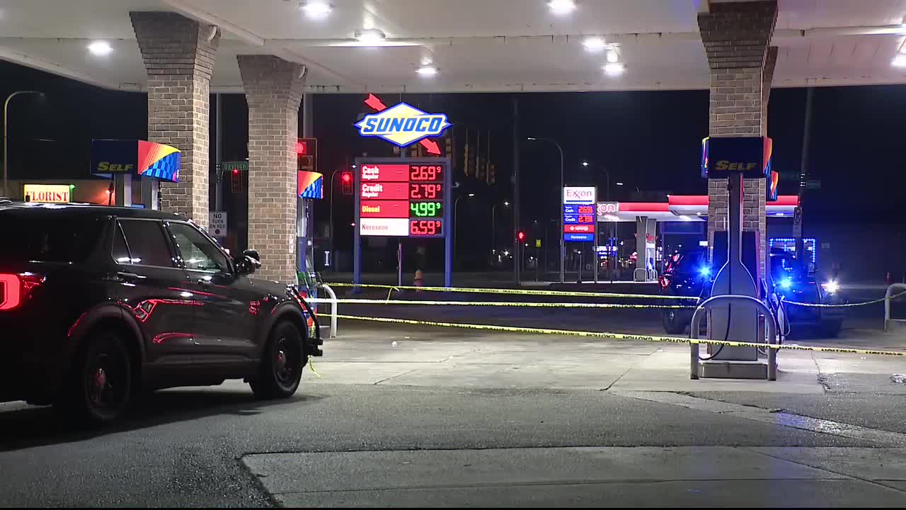 Woman shot in neck at Detroit gas station