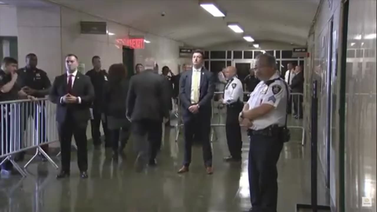 Phiên Tòa New York TT Trump Không Có Tội Nào