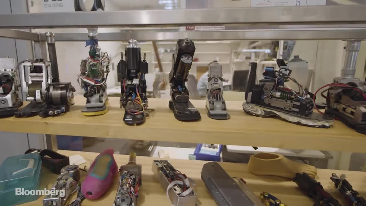 This MIT Engineer Built His Own Bionic Leg