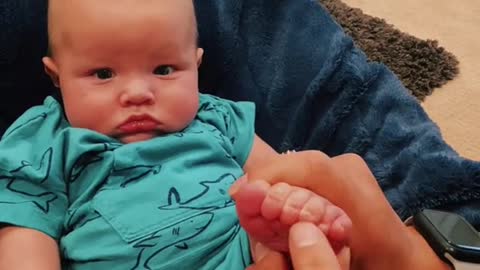 Baby Has Six Toes