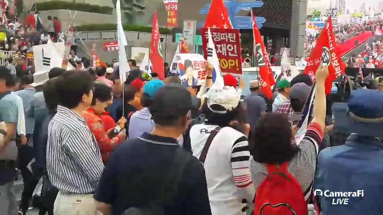 20190601_V3_S03(1Q9mY6bbXGg)촛불들이 공격하고 있는 전시상황인데 이래도 서로 비방만 할것인가_