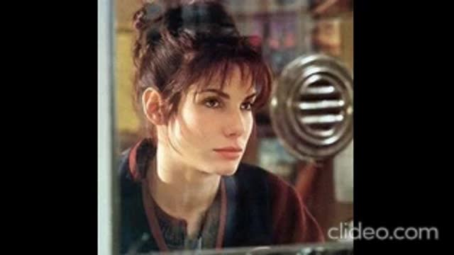 60 Shades of SANDRA BULLOCK from the 90s look