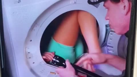 news woman stuck in washing machine