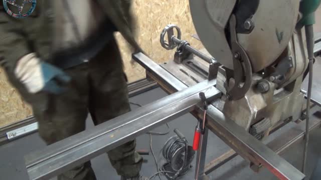 DIY Build Welding Table Easy welds - How to build a basic welding table - Homemade welding projects,