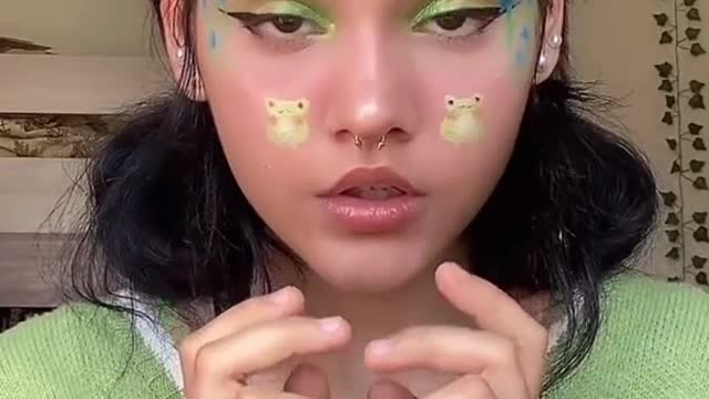 Зажабили тебя даже мейком 🐸💞