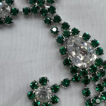 Rhodium Plated Emerald Green Color Necklace. Made with Swarovski Crystal. Gift
