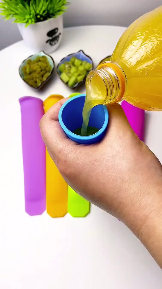 How to Make Ice Candle Molds