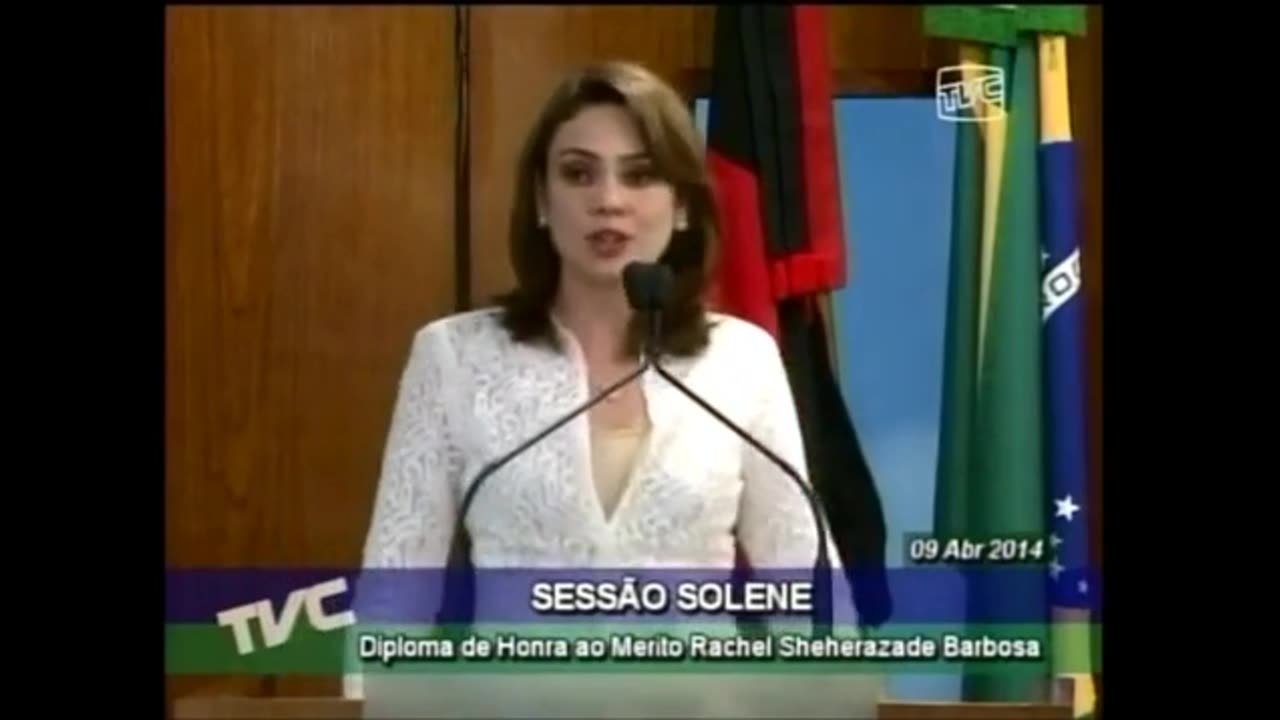 Rachel Sheherazade discursa contra a censura promovida pelo PT