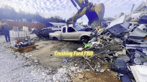 Crushing Ford F150 #ford #crushing