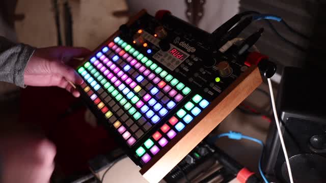#Jamuary2021 - Day 01 // Synthstrom Deluge