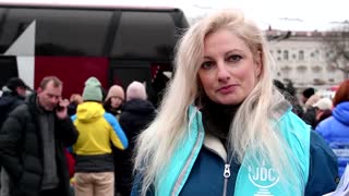 Tears as Jewish children evacuated from Odessa