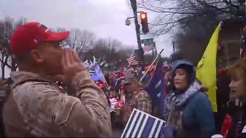 Jan 6th - Ray Epps Telling People "We Need To Go Inside"