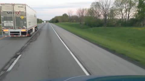 Two minutes of Truckin. Woodlawn, IL.