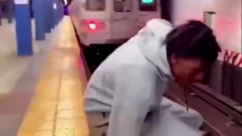 How to make a good 😊😊👍 to come over and watch