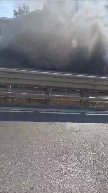 Merr flakë makina te Shkëmbi i Kavajës