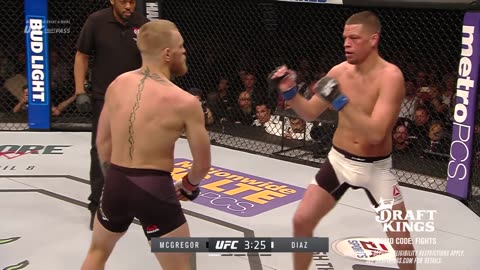 Nate Diaz vs Conor McGregor 1 | FREE FIGHT | UFC 279